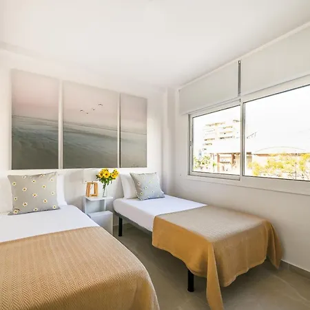Lägenhet New 2 Bedroom And Center - Ruiz Vertedor By 10tosea